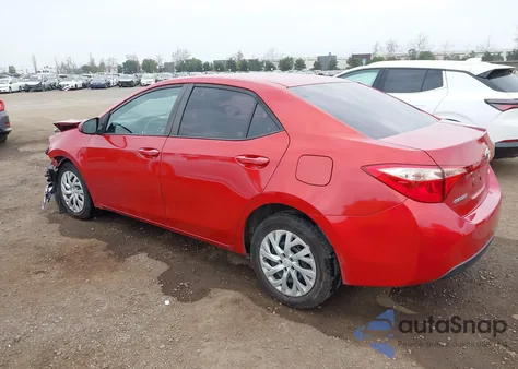 2017 Toyota Corolla Le z USA, uszkodzony, nr VIN 5YFBURHE7HP708751